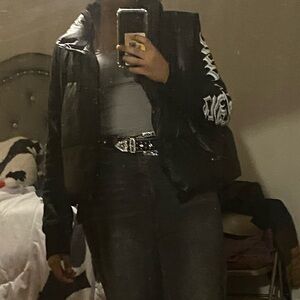 Meet your Posher, Kezya